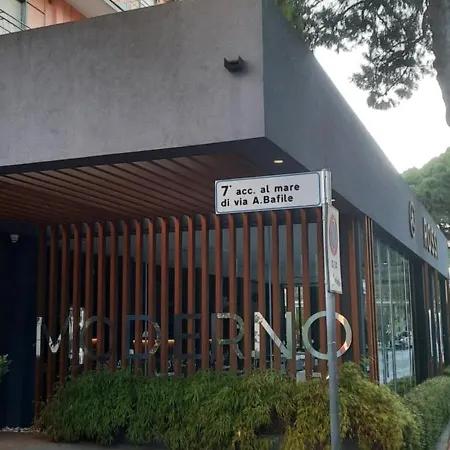 Moderno Hotel 3*